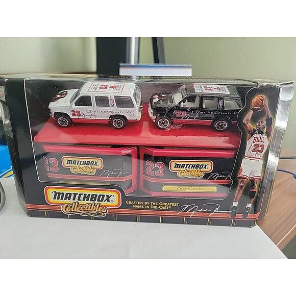 🆕Matchbox Collectibles🏀NBA #23 Michael Jordan🏀Chicago Bulls✨Chevy Tahoe✨1999 - Picture 1 of 11